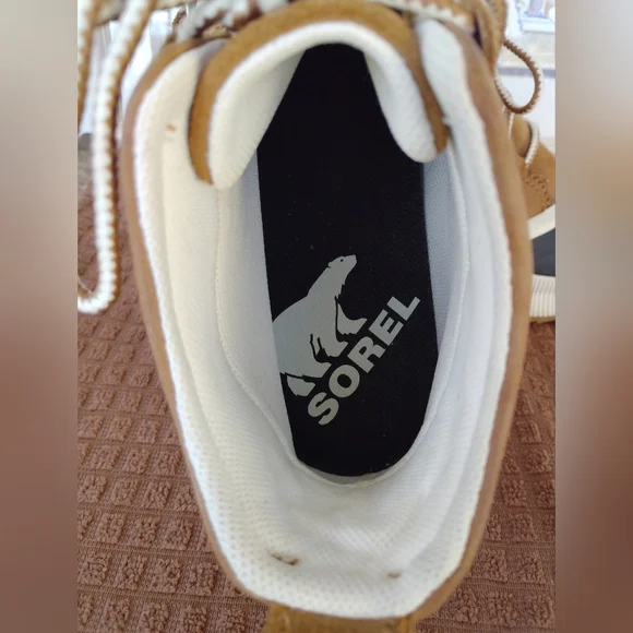 Sorel Brown and Black Winter Boots - Picture 7 of 16